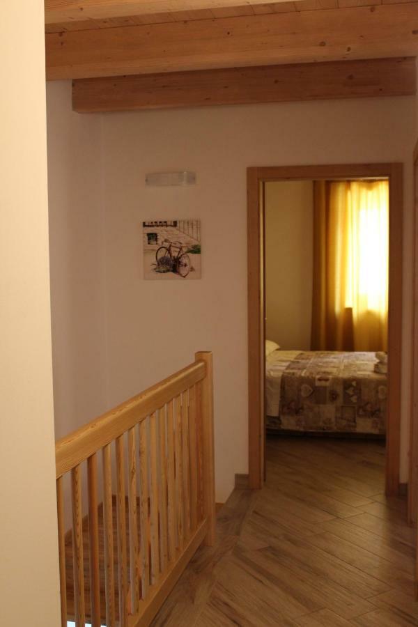 Appartamento Morettina Con Terrazzo 레비코온천 외부 사진